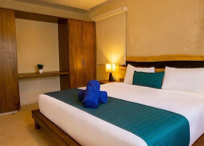 Hotel Azul By Guruhotel 3*