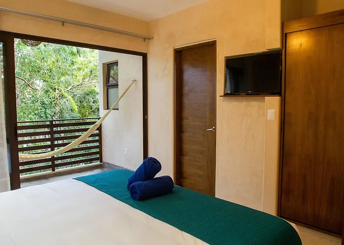 Hotel Azul By Guruhotel